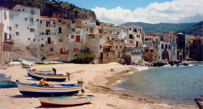 Playa de sicilia Cefalú